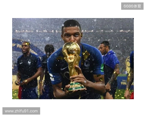 懂球帝2025年10月足坛MVP：姆巴佩蝉联！